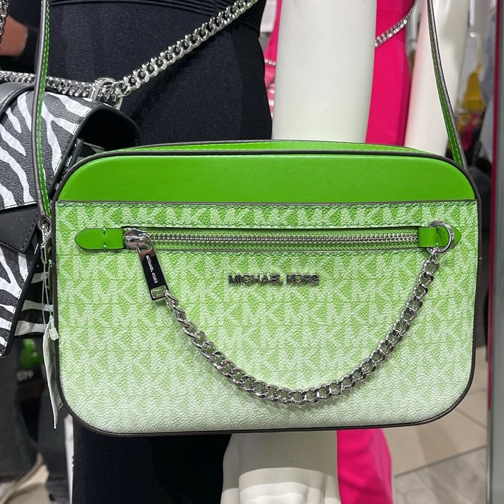 Michael Kors Jet Set Lg Ombré Signature Logo Crossbody Body
Jungle Green NWT - Picture 16 of 16